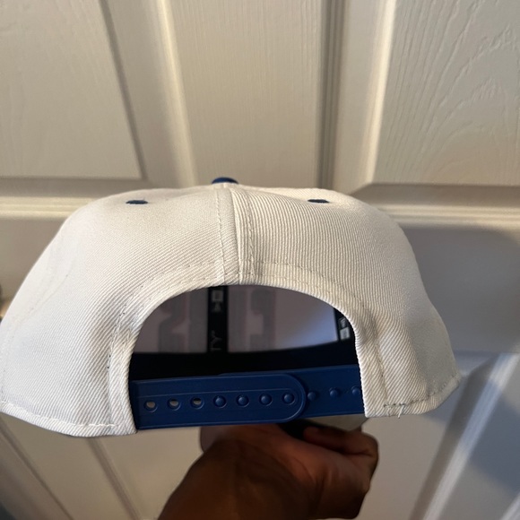 Chicago Cubs Fitted Snap Back - Picture 5 of 5